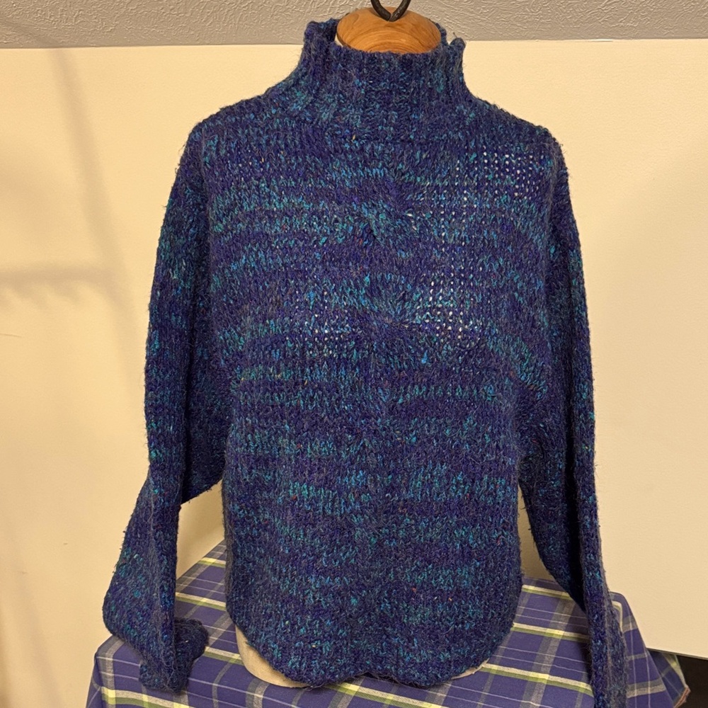 DD Sloan Vintage blue and purple knit mock neck sweater - size L